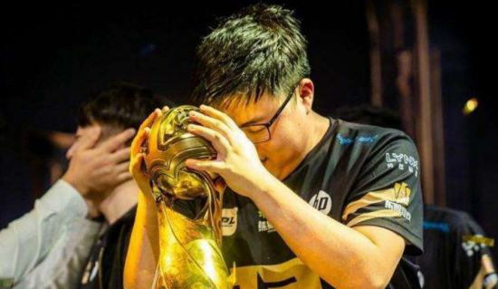 《死亡搁浅2》PC版发售全新预告与画面设置解析